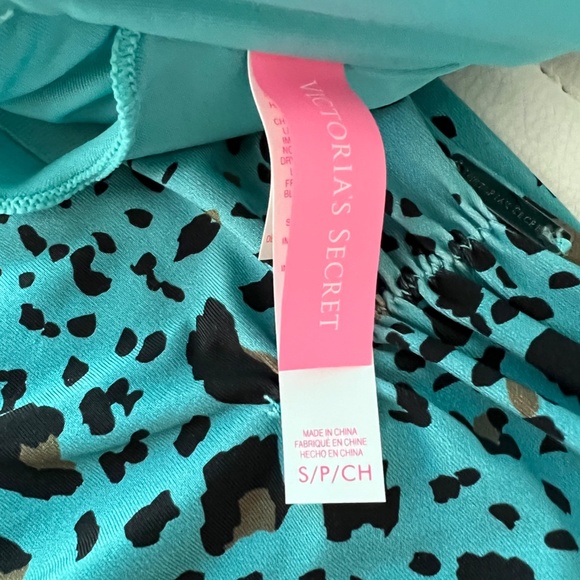 Victoria's Secret Swim Set Strappy Ruched Brazilian Blue Leopard 2 Piece S NEW - Picture 11 of 14
